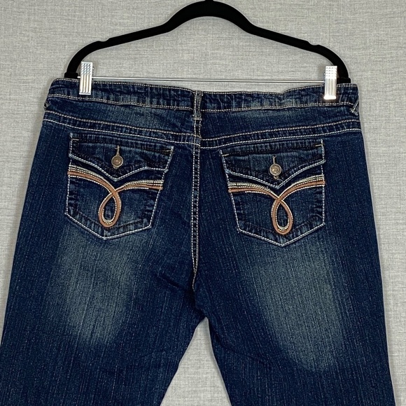 Rue 21 Slim Boot Jeans Sz 13 / 14 Regular Mid Rise Dark Wash Contrast Stitch - Picture 5 of 9